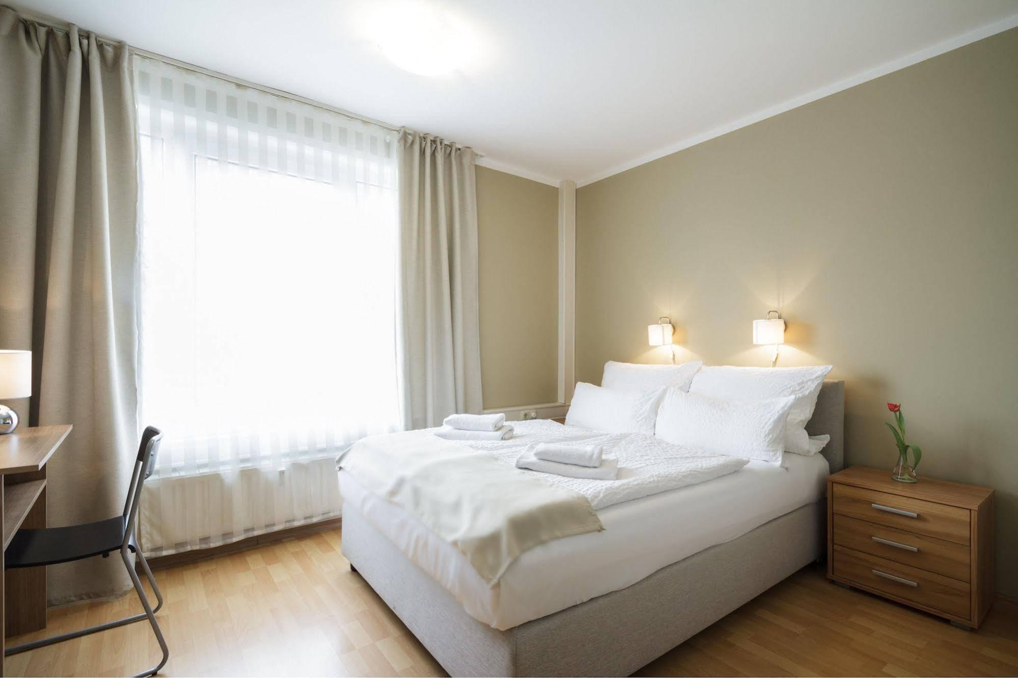 Hotel Pankow Berlijn Buitenkant foto